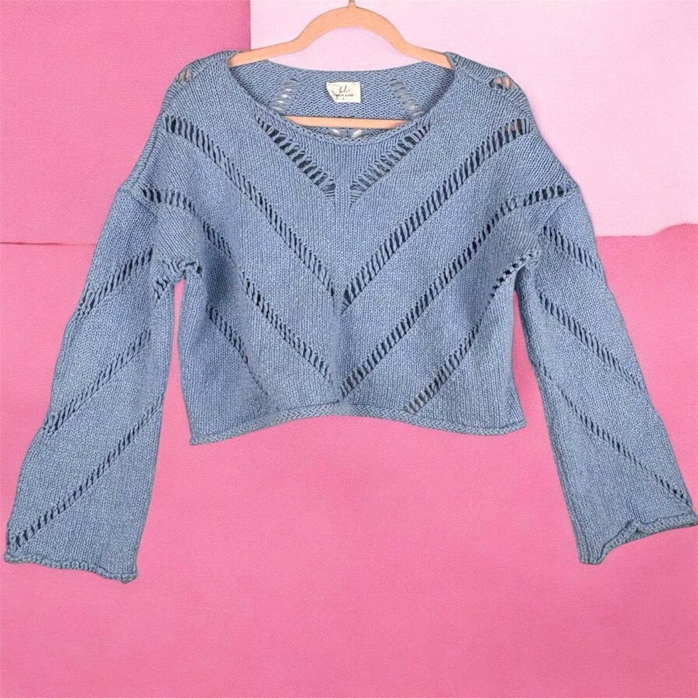 Bobbles & Lace Crocheted Baby Blue Cropped Chunky Sweater Bell Sleeves - Picture 1 of 8